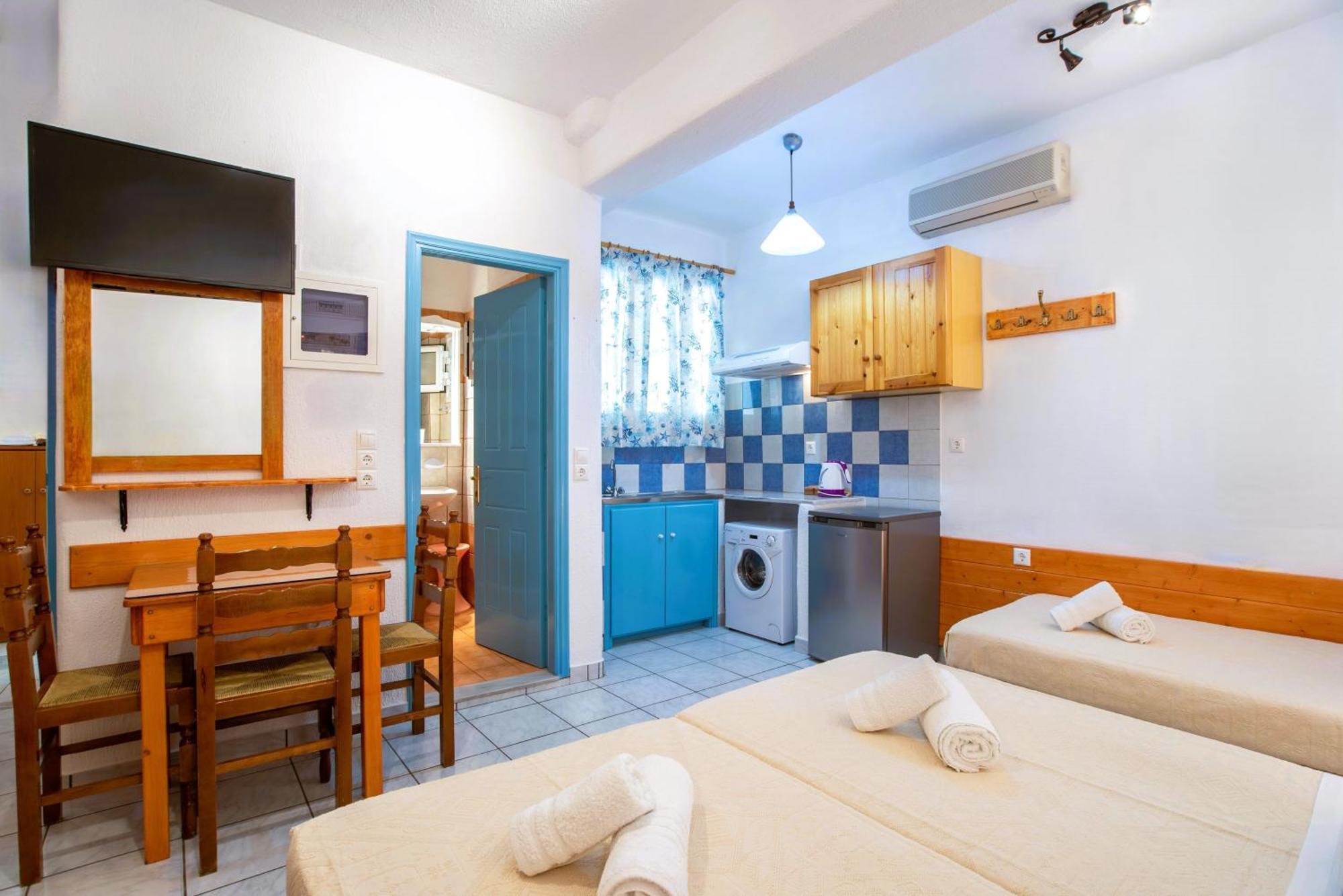 Kontaratos Studios & Apartments Parikia  Bagian luar foto