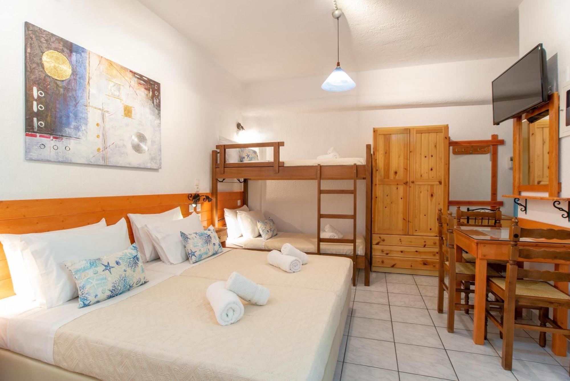 Kontaratos Studios & Apartments Parikia  Bagian luar foto