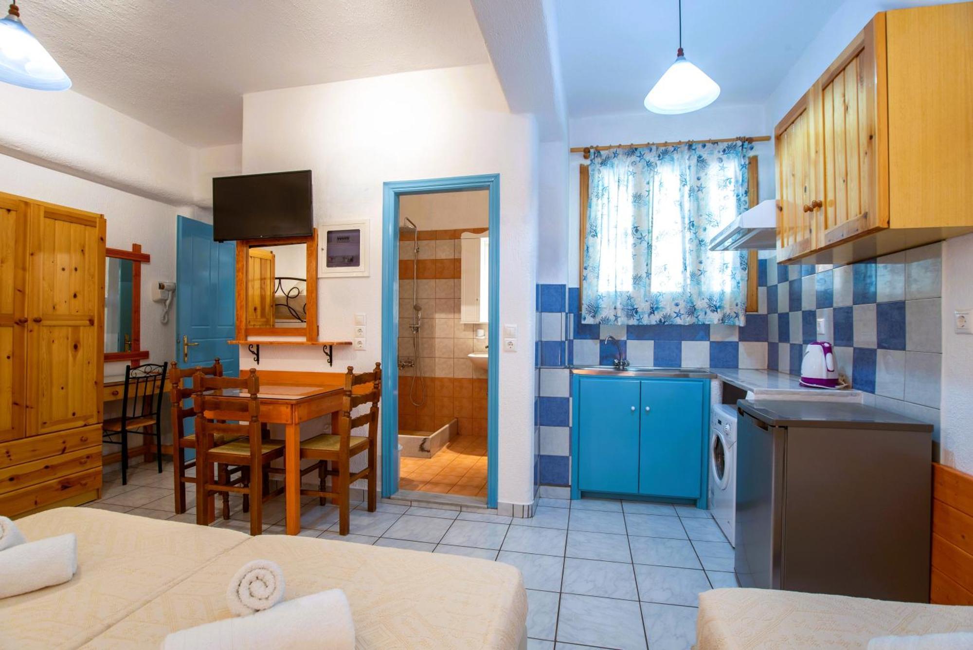 Kontaratos Studios & Apartments Parikia  Bagian luar foto