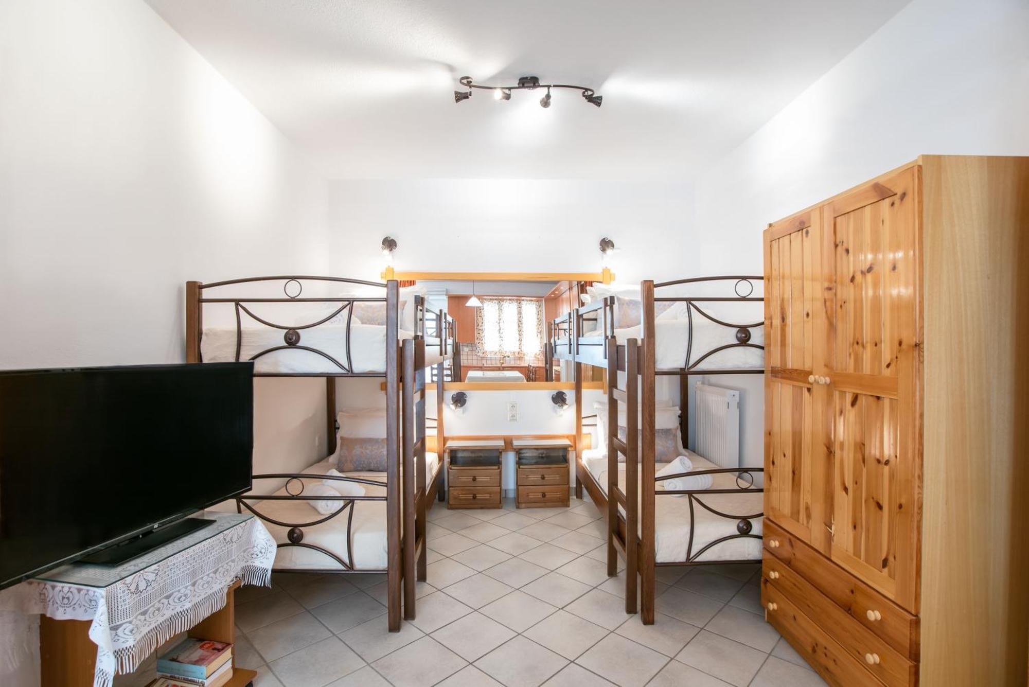 Kontaratos Studios & Apartments Parikia  Bagian luar foto