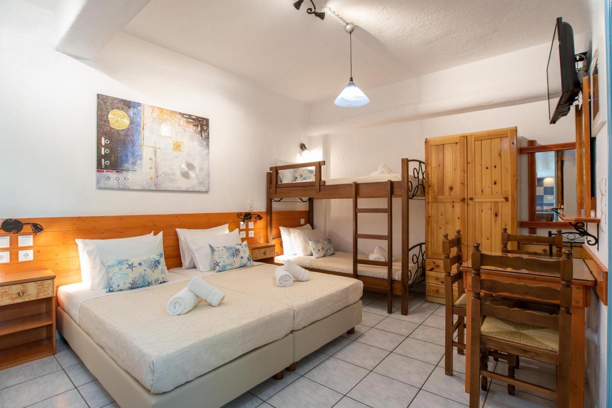 Kontaratos Studios & Apartments Parikia  Bagian luar foto
