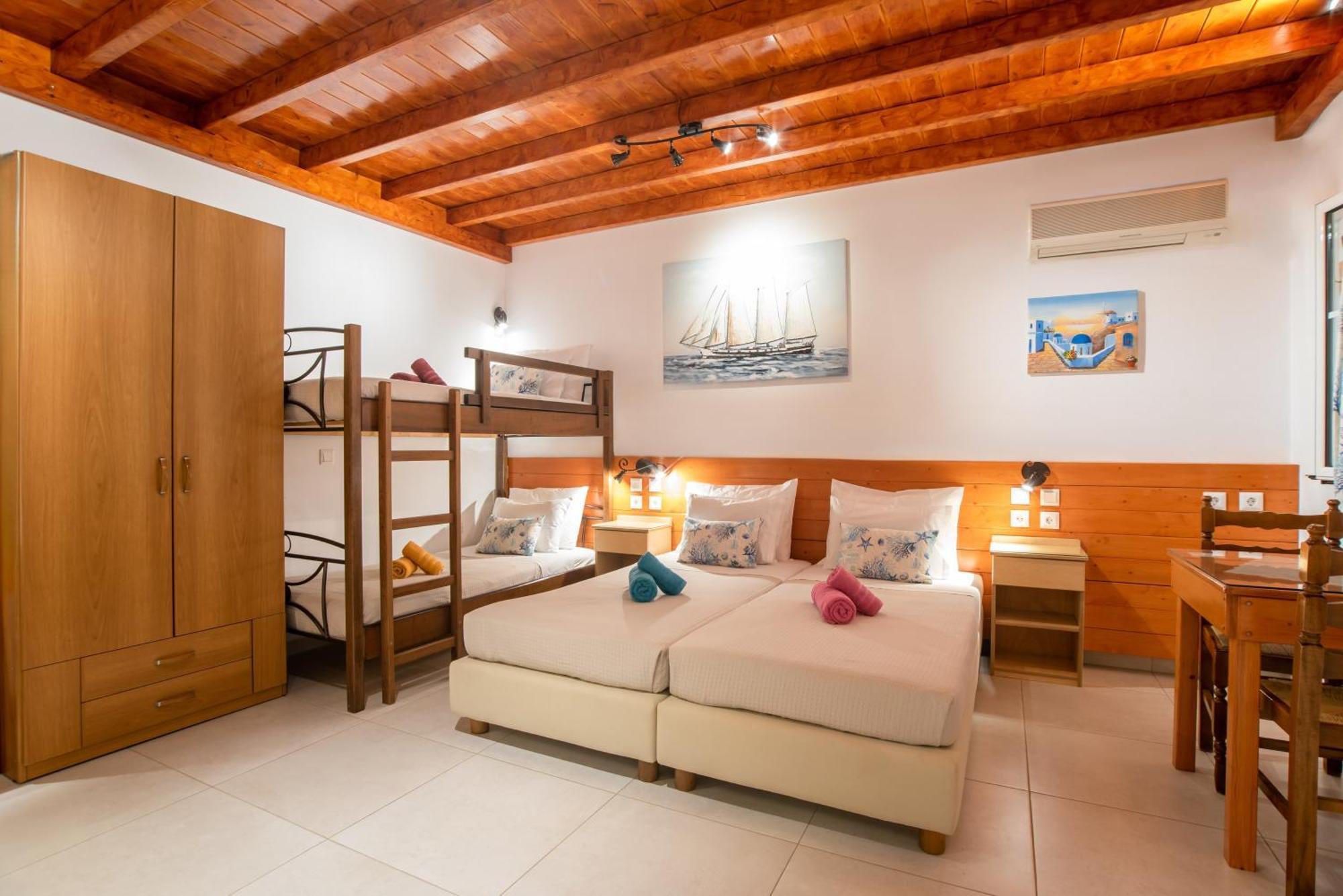 Kontaratos Studios & Apartments Parikia  Bagian luar foto