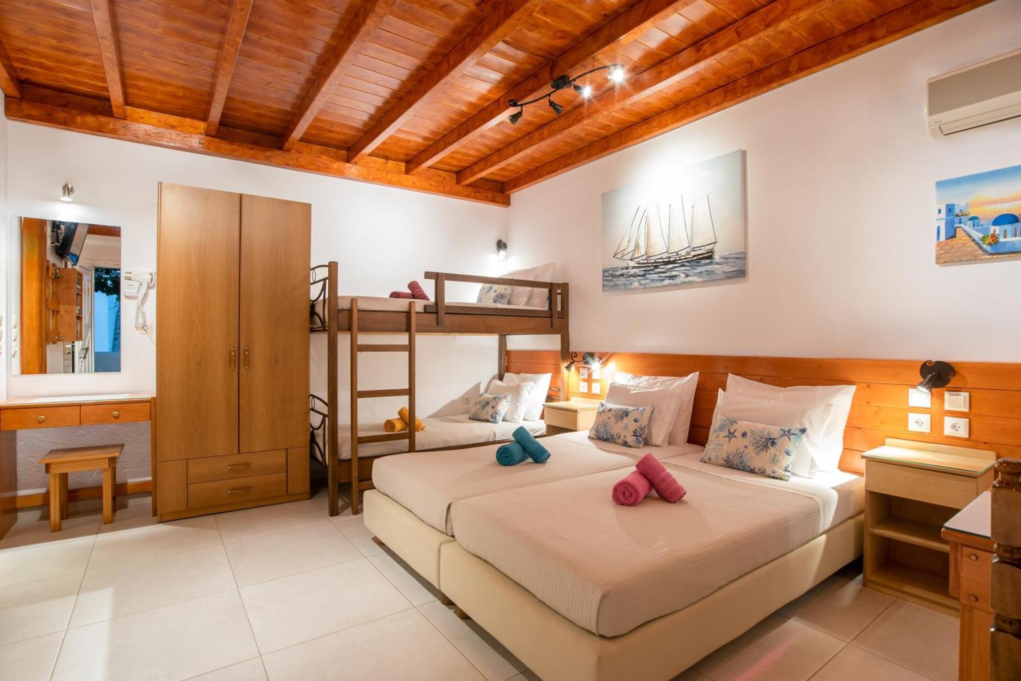 Kontaratos Studios & Apartments Parikia  Bagian luar foto