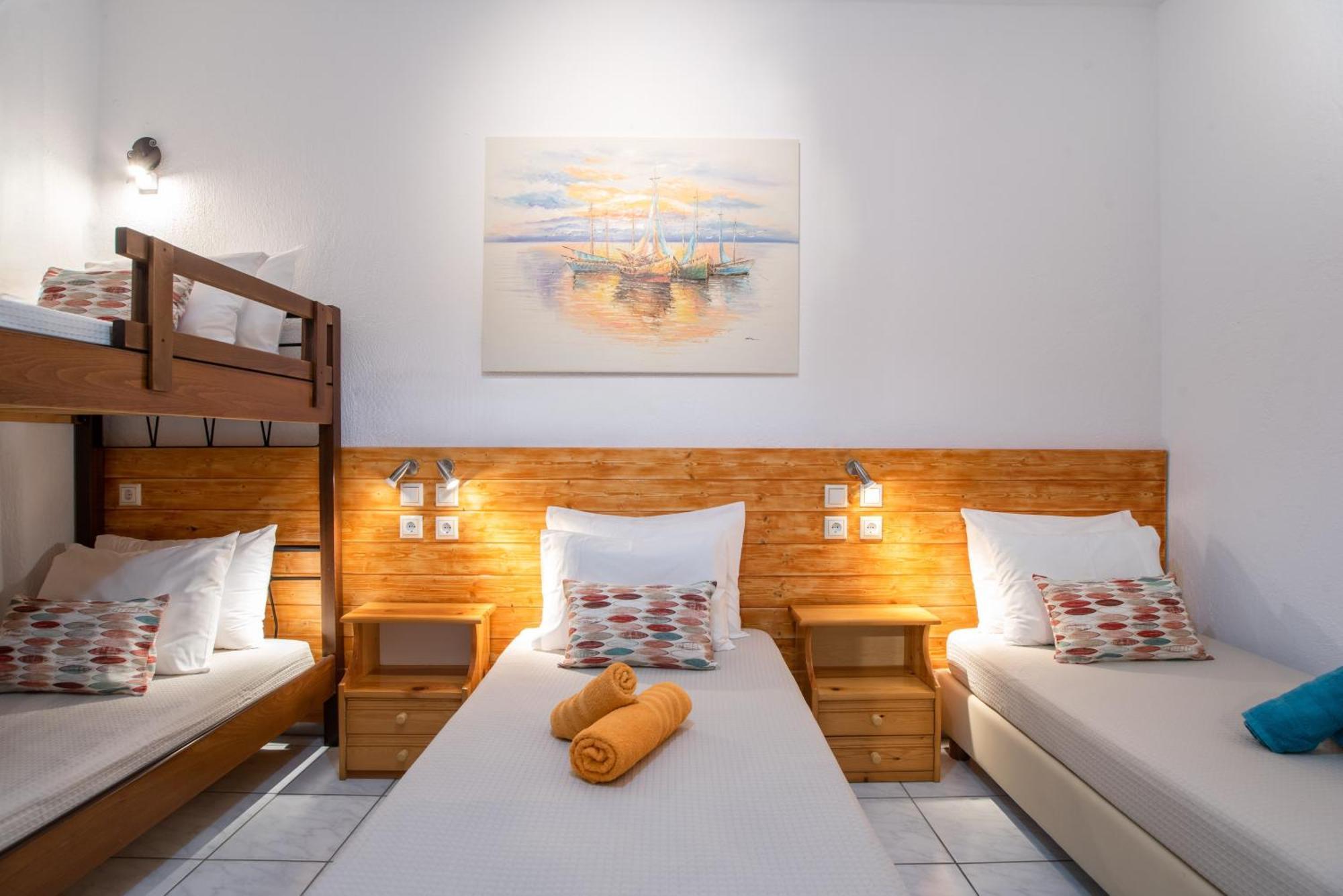 Kontaratos Studios & Apartments Parikia  Bagian luar foto