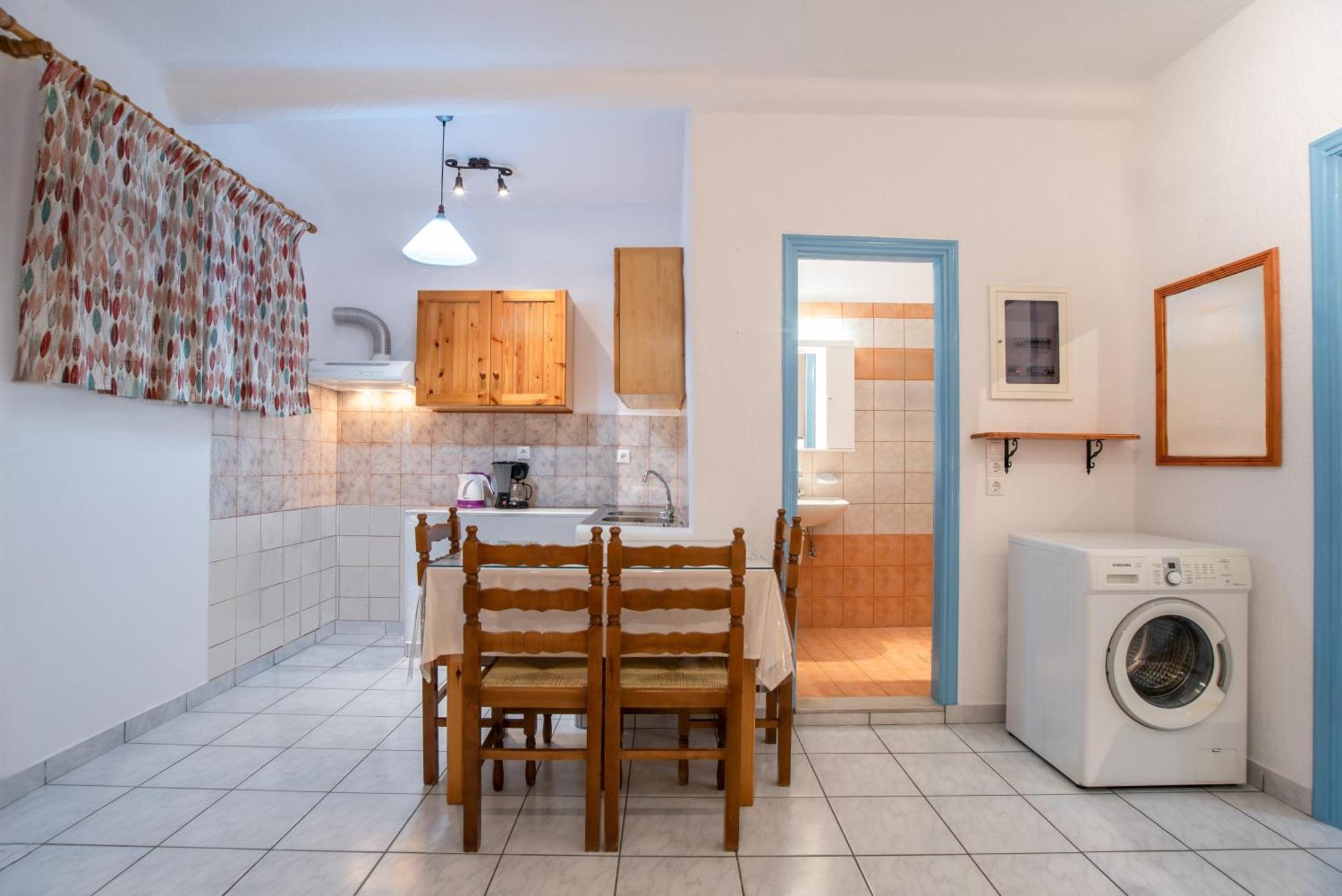 Kontaratos Studios & Apartments Parikia  Bagian luar foto